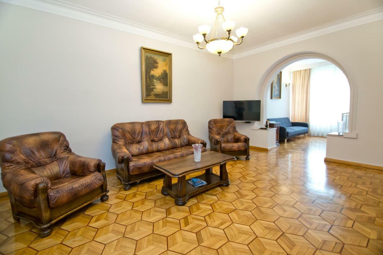 באטומי Seaside Luxury Apartment מראה חיצוני תמונה